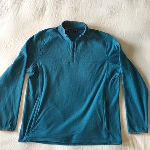 Under armour pullover🍂🔥